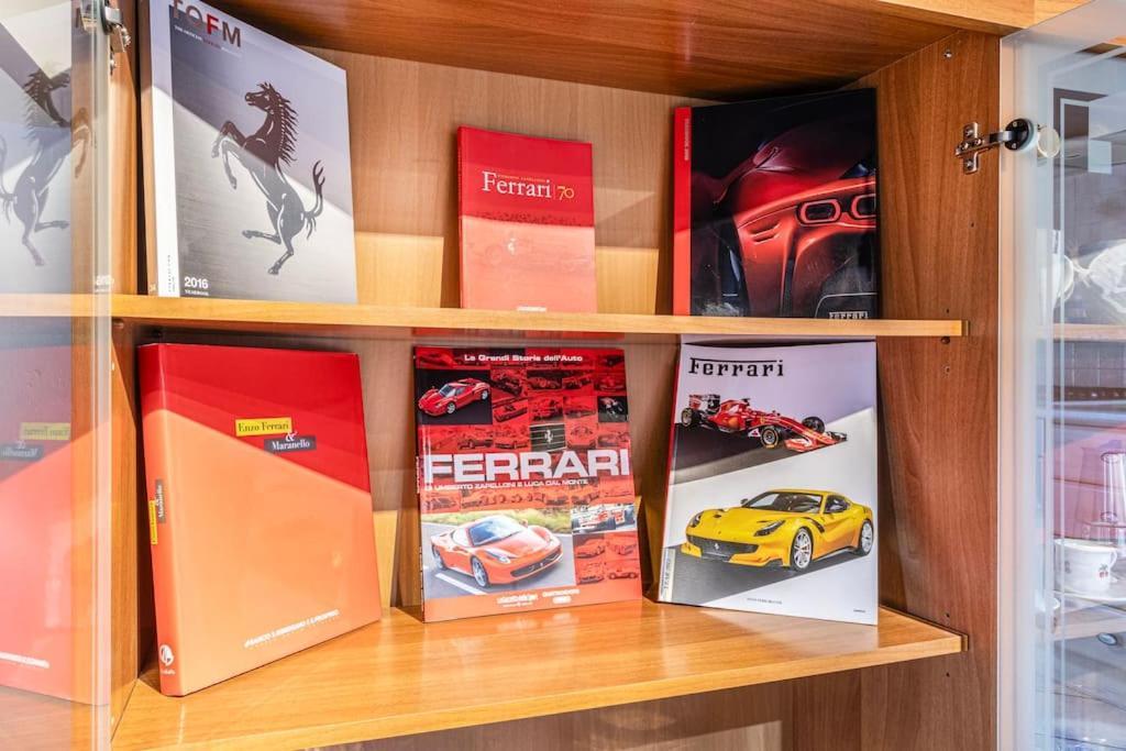 Ferrari Museum & Train Station - Il Cavallino Loft Apartment Modena Ngoại thất bức ảnh